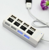 On-off-kytkin USB-keskitin, jossa 4 porttia (2.0) (Valkoinen Hub 4 porttia)