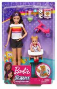 Barbie-nuken lastenhoitajan aamiaisaika