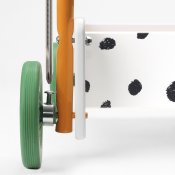 PIPPI KÄVELYVAUNU PILKULLINEN