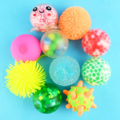 SQUEEZE BALL SET 10‐PACK