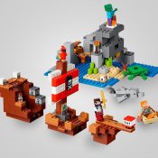 LEGO  Minecraft Pirate Ship -seikkailu