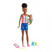 Barbie-nuken lastenhoitajakippari