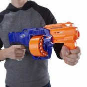Nerf N-Strike Elite Ylijännitesuoja tuleen 15 nuolilla