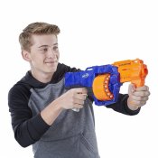 Nerf N-Strike Elite Ylijännitesuoja tuleen 15 nuolilla