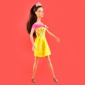 Elegantti prinsessa - Nukke