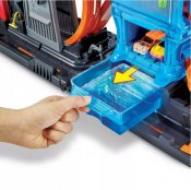 Hot Wheels City Ultimate mustekala autopesu auton rata