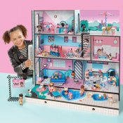 LOL. Yllätys! House 85 st yllättää Dollhouse kanssa uuden perheensä