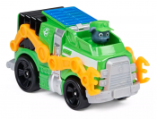 Ryhmä Haun elokuvan Rekku, metallinen auto