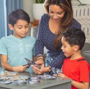 Pokémon Go Elite Trainer box Mewtwo Keräilykortit