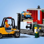 LEGO City-tavarajuna 60198