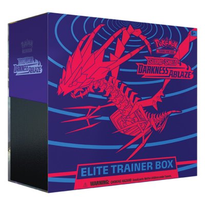 Pokemon Sword & Shield Darkness Ablaze Elite Trainer Box kortteja
