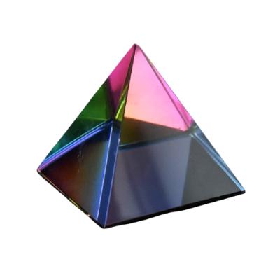 Diamond Pyramid Rainbow värillinen
